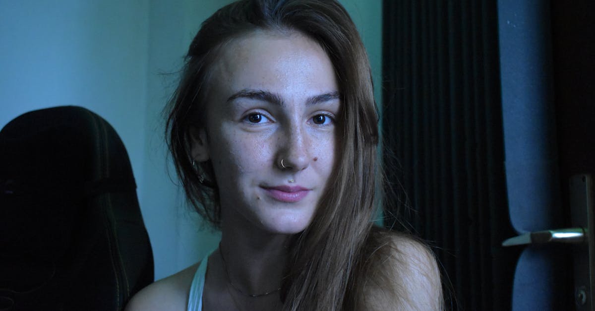 Choosing the Right Sponge for Foundation Application