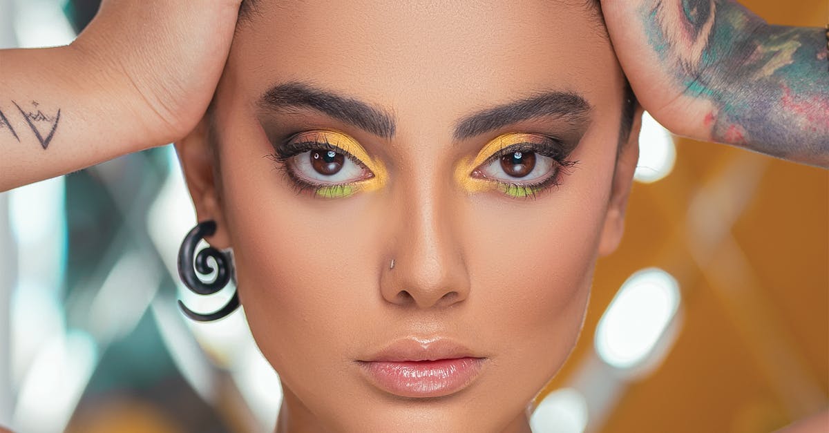 Comparing Different Types of Blending Tools for Artists