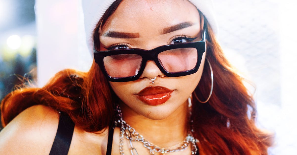 The Role of Brush Size in Achieving Precision in Permanent Makeup